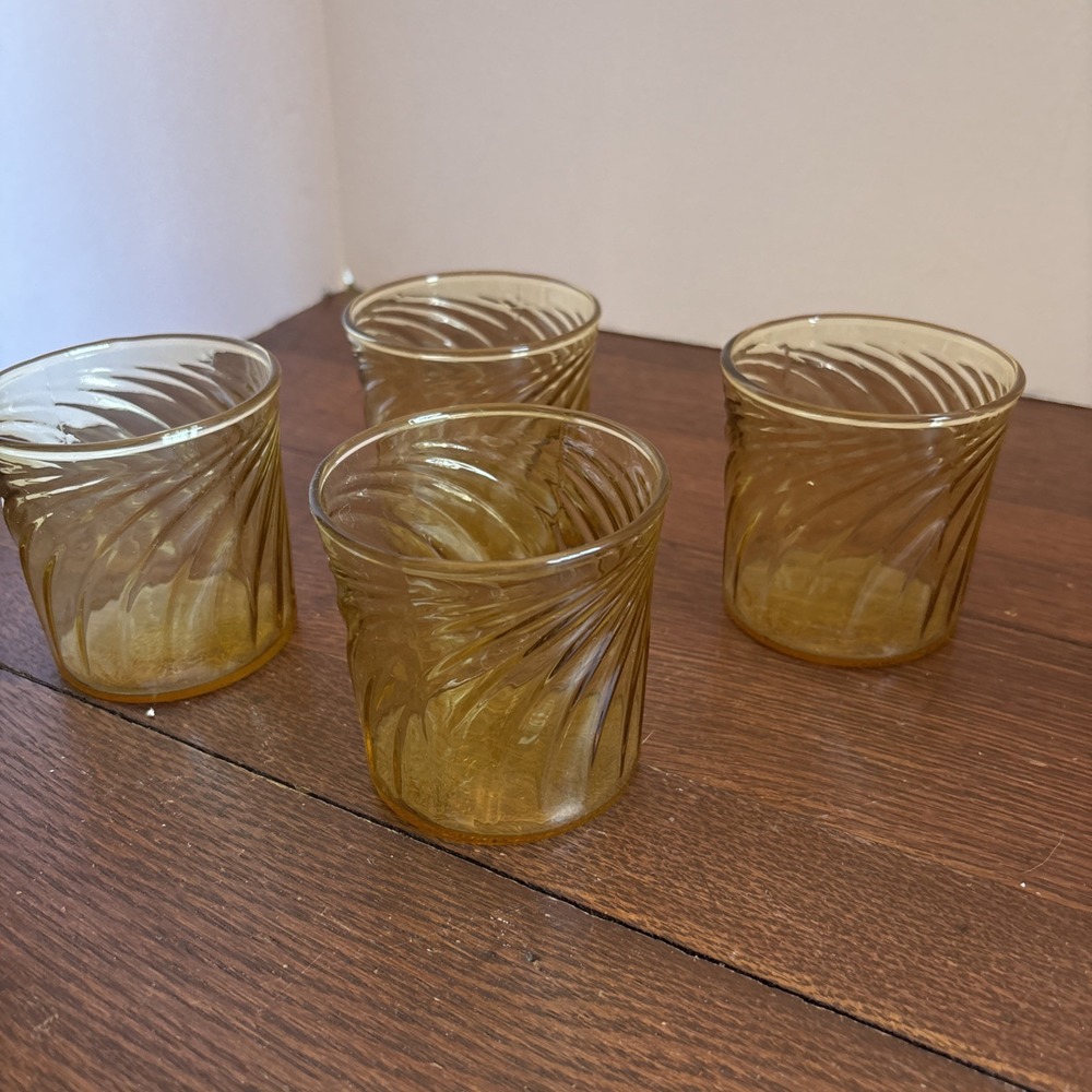 Anchor Hocking Glass Swirl Amber Gold Topaz Barware Glasses Set Of 4